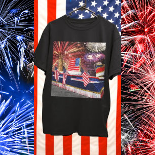 T-shirt Parade avec Statue de la Liberté Float et drapeau