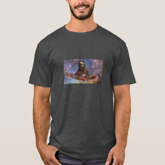 T-shirt Paresses dans la pièce en t de l'espace