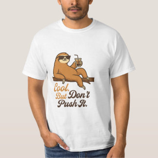 T-shirt Parking relaxant avec lunettes de soleil et boisso