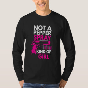 T-shirt Pas Un Pulvérisateur De Poivre Genre De Fille Arme