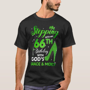 T-shirt Passez à mon 66e anniversaire avec Dieu grâce et M