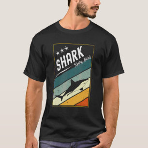 T-shirt Pêcheur addict de la pêche au requin à pointe noir