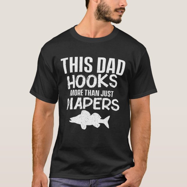 T-shirt Pêcheur papa Hooks plus que juste Diapers (Devant)
