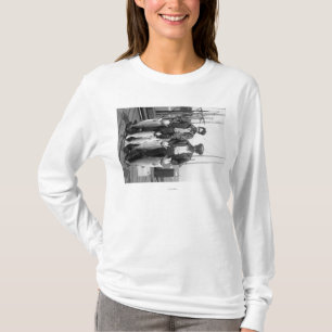 T-shirt Pêcheurs et saumon sur des docks, Washington
