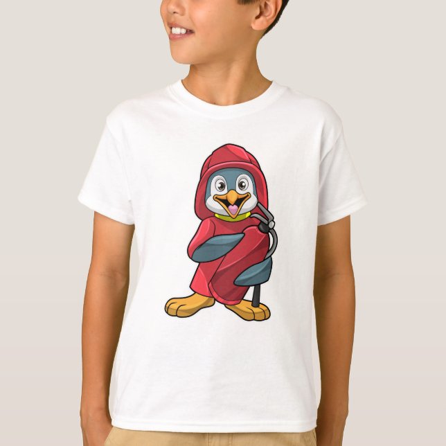T-shirt Penguin comme pompier avec extincteur (Devant)