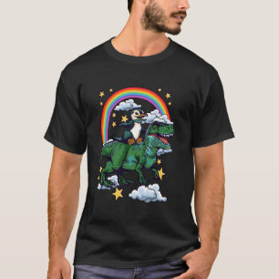 T-shirt Penguin monte un Dinosaur Dino