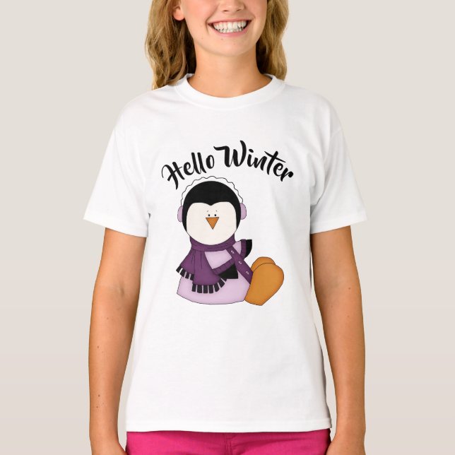 T-shirt Penguin portant un manteau pourpre Bonjour hiver (Devant)