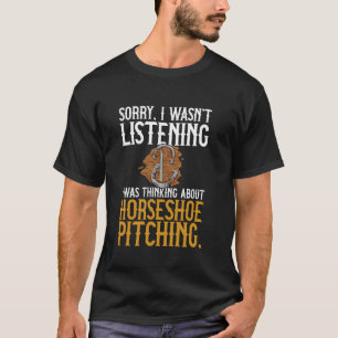 T-shirt pensant au jeu de lancer de fers à cheval