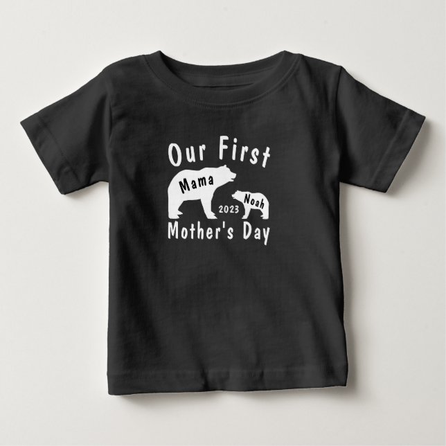 T-shirt personnalisé de notre première fête des mè (Devant)