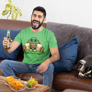 T-shirt Personnaliser lutin irlandais tenir mes bières trè