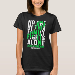 T-shirt Personne Dans Cette Famille Ne Se Battre Seul Dans