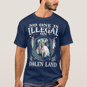 T-shirt Personne n'est illégal sur les dons de terres vol