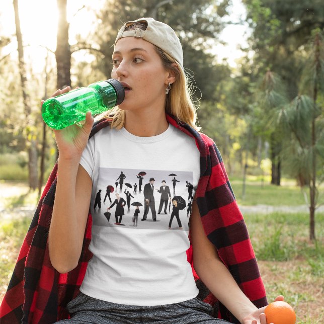 T-shirt Personnes Avec Des Parapluies (Créateur téléchargé)