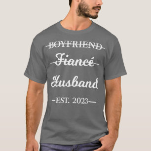 T-shirt Petit ami Fiance Hus Marié 2023 Fiançailles s