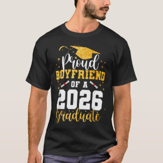 T-shirt Petit Ami Fier D'une Diplômée De La Promotion 2026