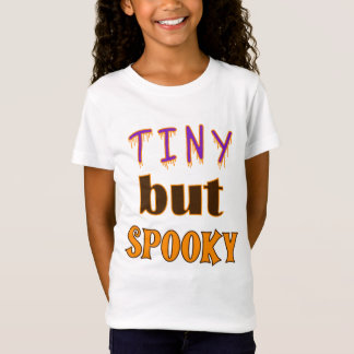 T-Shirt Petite mais effrayante typographie Halloween pour