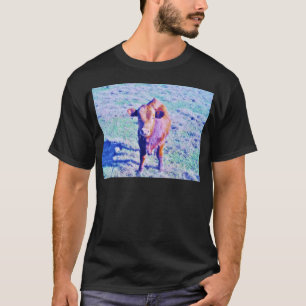 T-shirt Petite vache pourpre dans l'herbe de sarcelle