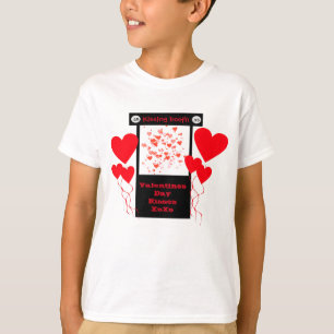 T-shirt Petits garçons embrasser des valentines de stand C