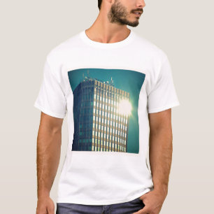 T-shirt Photo carré - Soleil sur un bâtiment