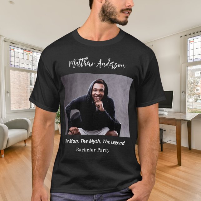 T-shirt Photo de fête de bachelor homme mythe légende nom  (Créateur téléchargé)