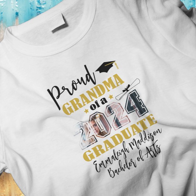 T-shirt Photo de grand-mère personnalisée 2024 Diplômée (Créateur téléchargé)