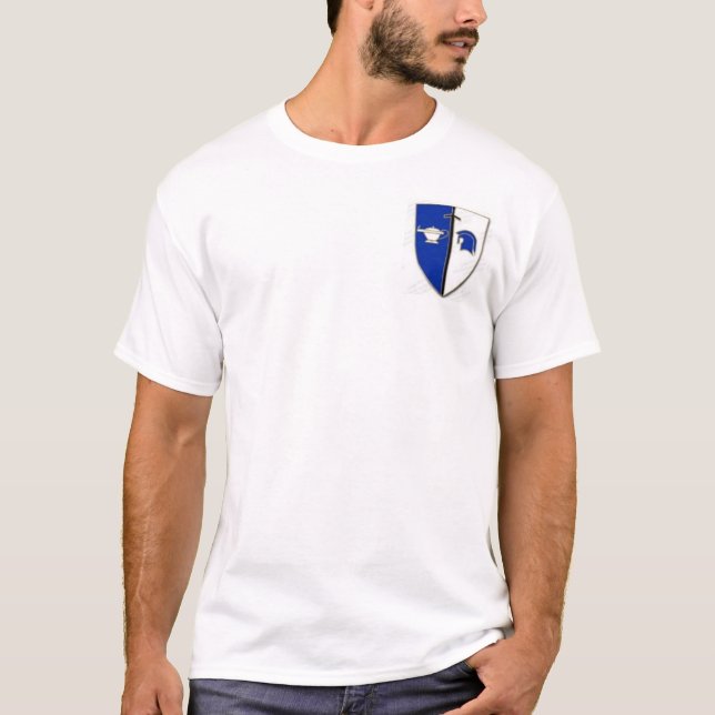T-shirt Pièce en t d'uniforme d'académie de direction (Devant)