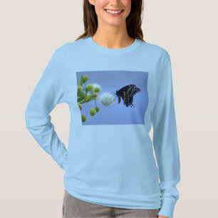 T-shirt Pièce en t noire de papillon de machaon