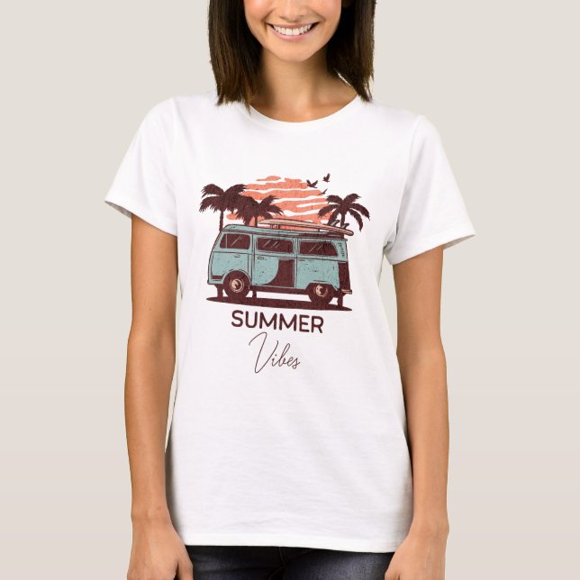 T-shirt Pink & Blue Retro Sunset Vibes d'été Typographie (Devant)