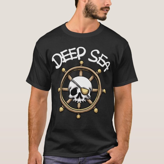 T-shirt Pirate Skull with Eyepatch streetwear  (Devant)