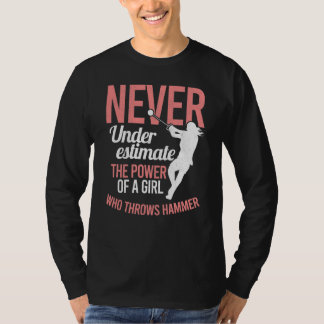 T-shirt Piste Et Les Femmes Sur Le Terrain Jetent Une Fill
