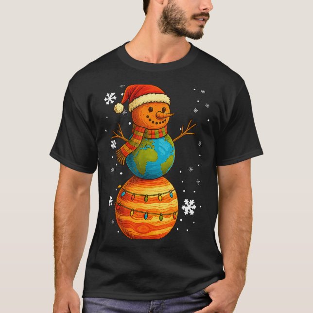 T-shirt Planet Snowman Earth Saturn Christmas Holiday Art  (Devant)