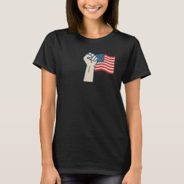 T-shirt Poing de liberté avec l'art du drapeau américain