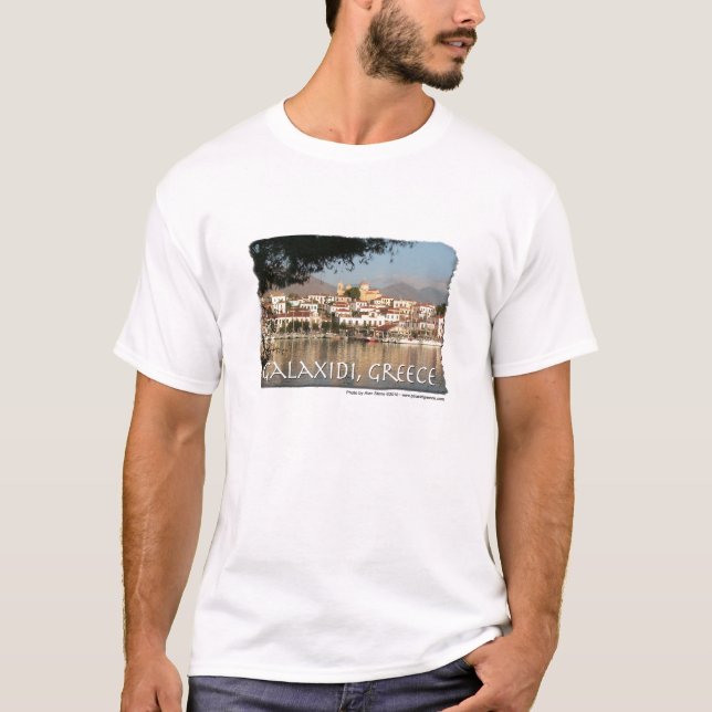 T-shirt Port de Galaxidi avec des voiliers (Devant)