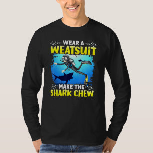 T-shirt Portez Un Maillot Faites Plonger Le Requin Chew Sc
