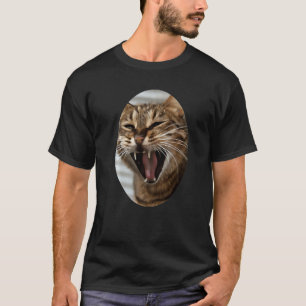 T-shirt Portrait Artistique de Chat Tigré Bâillant