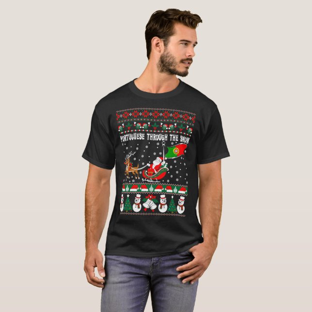 T-shirt Portugais par le chandail laid de Noël de neige (Devant entier)