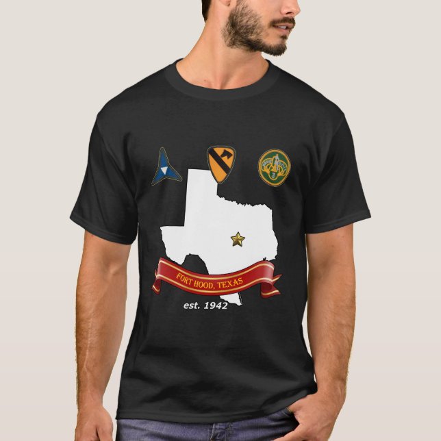 T-shirt Poste Militaire De La Base Militaire De Fort Hood  (Devant)