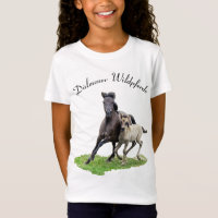 Poulain mignon de cheval sauvage de Dulmen -