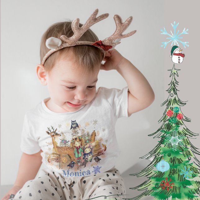 T-shirt Pour Bébé Bois magique d'hiver, Cerf (Winter Magic Woodland, Deer Baby T-Shirt mockup)