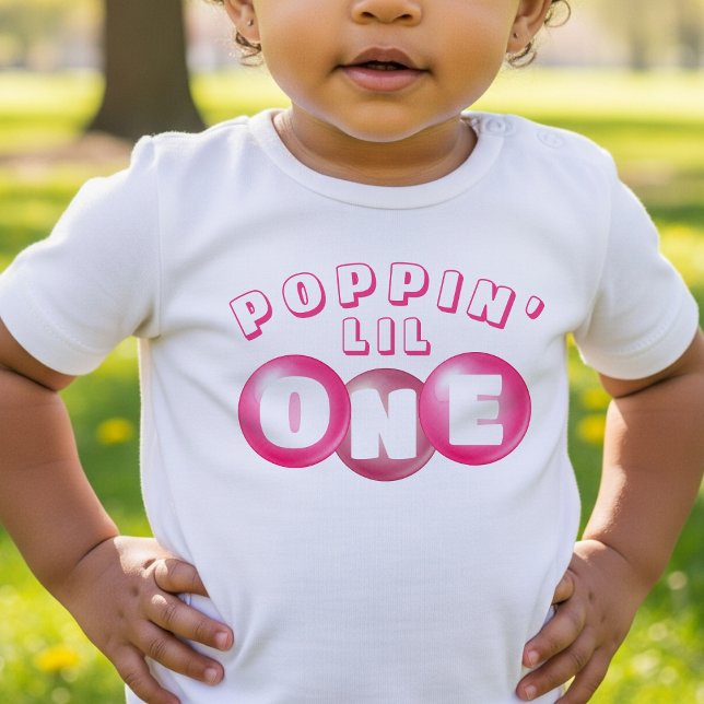 T-shirt Pour Bébé Bubblegum Pink Poppin Fille 1er fête d'anniversair (Bubblegum Pink Poppin Girl 1st Birthday Party Baby T-Shirt
)