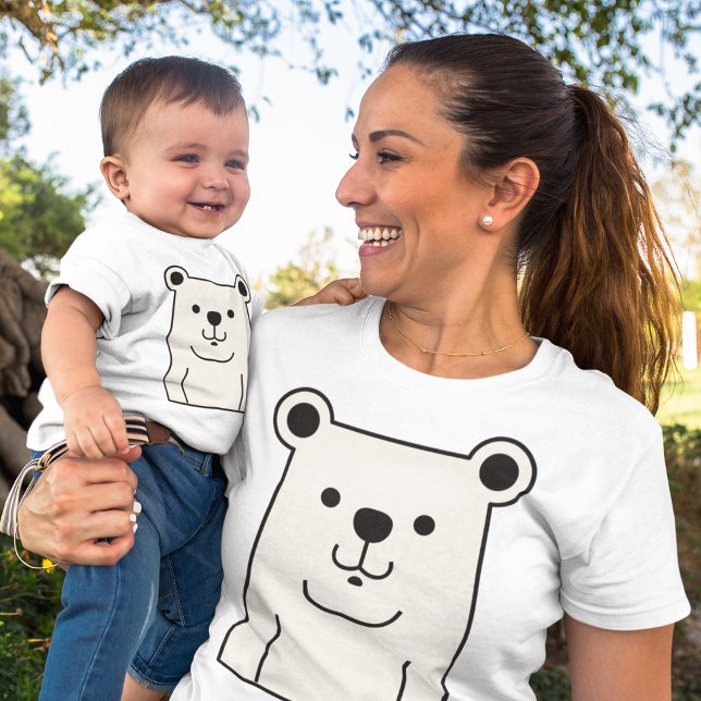 T-shirt Pour Bébé Caricature Teddy Bear (Smiling mom and baby in teddy bear tshirt)
