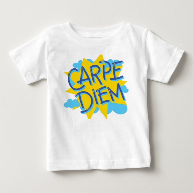T-shirt Pour Bébé Carpe Diem : Little Adventurer Edition (Devant)