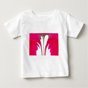 T-shirt Pour Bébé Chic rouge extraordinaire rose sous le ciel blanc.
