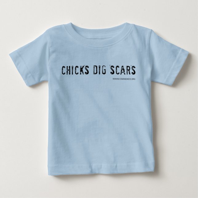 T-shirt Pour Bébé Cicatrices de fouille de poussins ! (Devant)