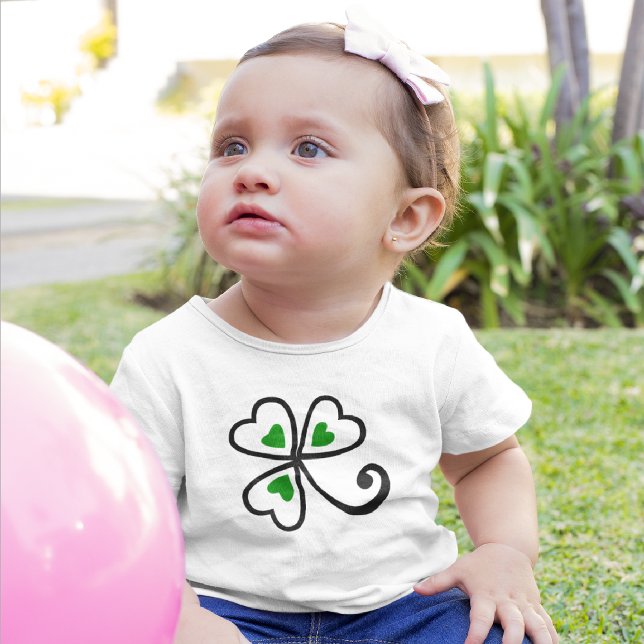 T-shirt Pour Bébé Coeurs shamrocks | Chemises de Fête St. Patrick (Créateur téléchargé)