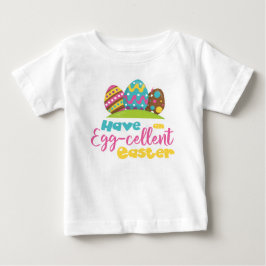 T-SHIRT POUR BÉBÉ COLORÉ ONT UN PÂTE ÉGGCELLENT AVEC DES OEUFS