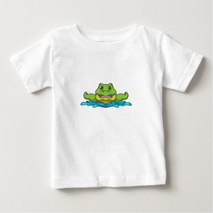 T-shirt Pour Bébé Crocodile à nager dans l'eau