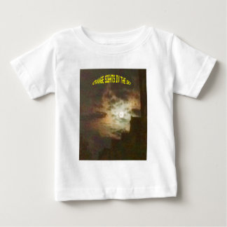 T-shirt Pour Bébé Des points de vue étranges dans le ciel