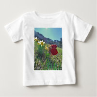 fée à aile rouge et jonquilles
