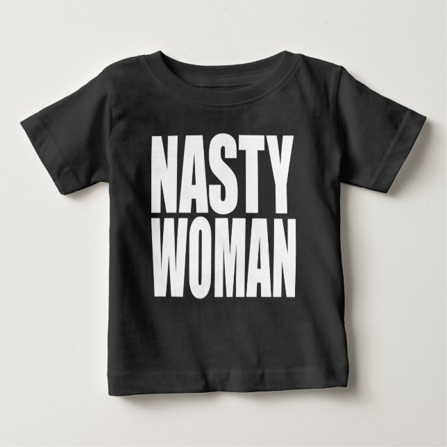 T-SHIRT POUR BÉBÉ "FEMME NASTY" (Devant)